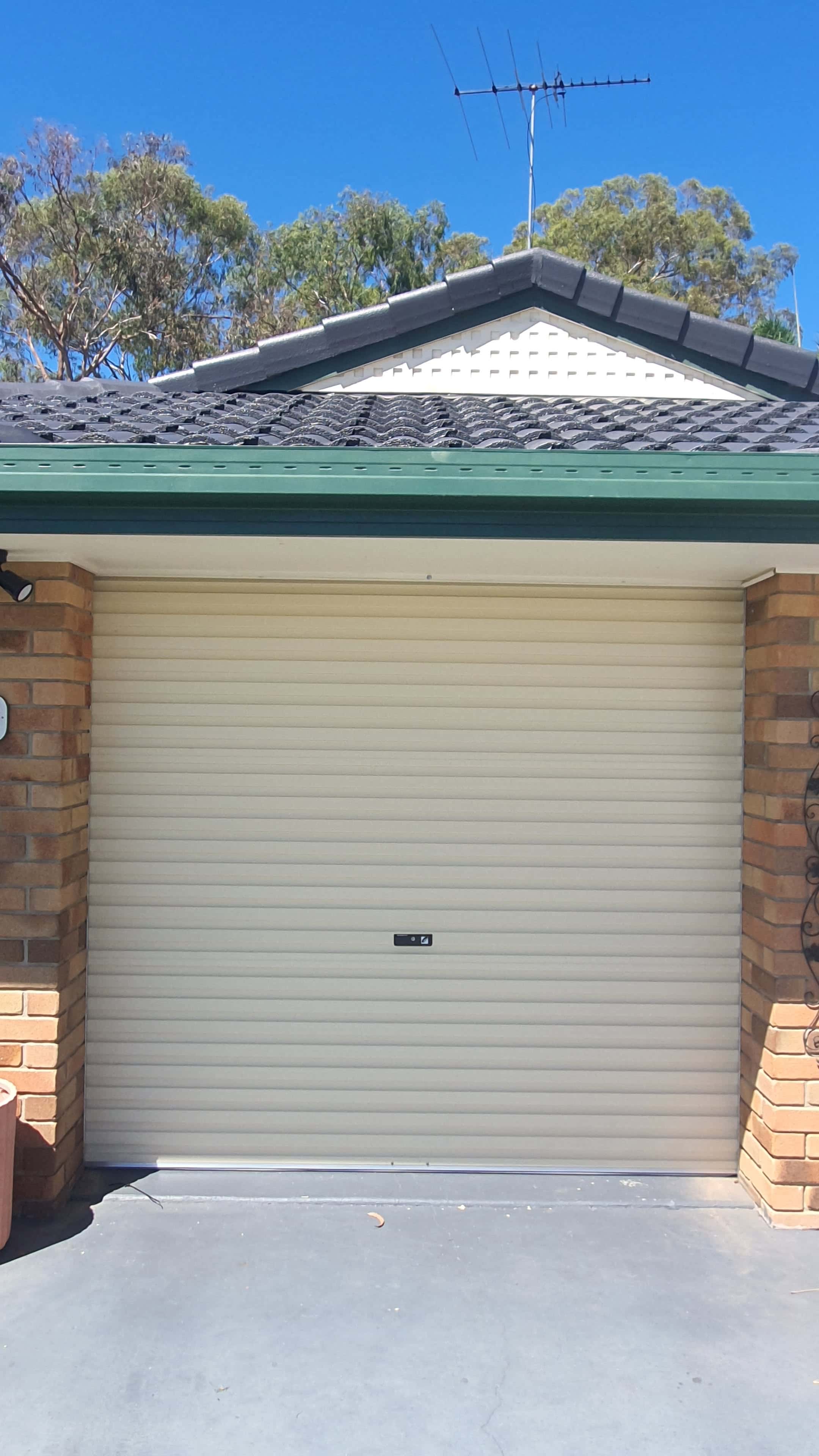 Well-maintained garage door on the Sunshine Coast